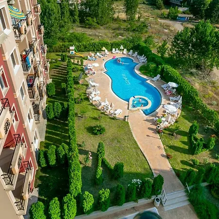 Апартамент Wifi 1bedroom With Kitchen Yh *